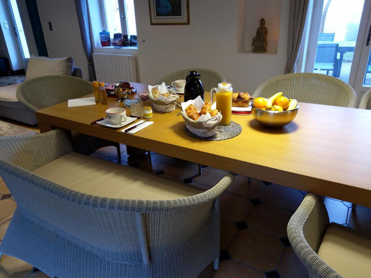 Lassay-sur-Croisne Domaine Providence Bed & Breakfast エクステリア 写真