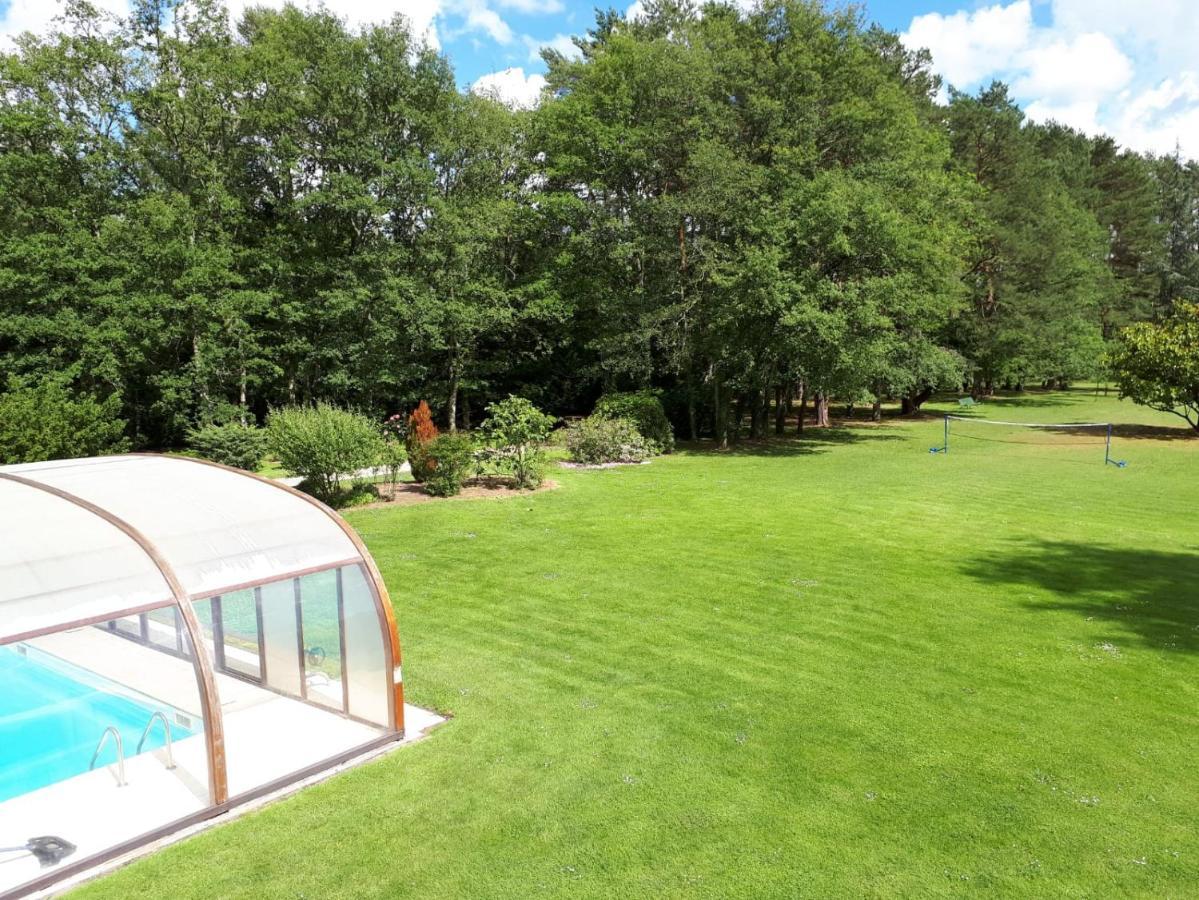 Lassay-sur-Croisne Domaine Providence Bed & Breakfast エクステリア 写真